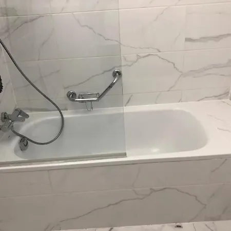 Mit Garten, Am Apartman